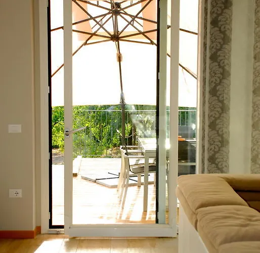 Sotto Il Faro - Trieszt