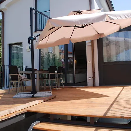 Bed & Breakfast Sotto Il Faro - *