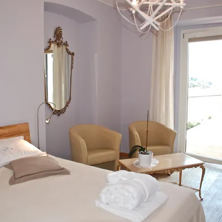 Bed & Breakfast Sotto Il Faro -