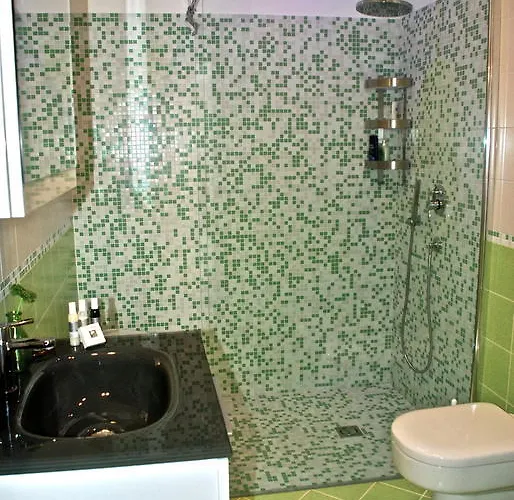 Bed and Breakfast Sotto Il Faro - Τεργέστη