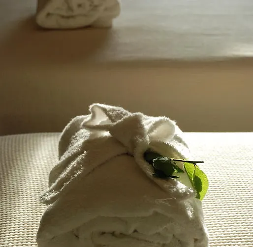 Bed and Breakfast Sotto Il Faro - *