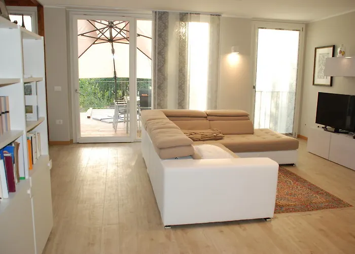 Bed and Breakfast Sotto Il Faro - Τεργέστη